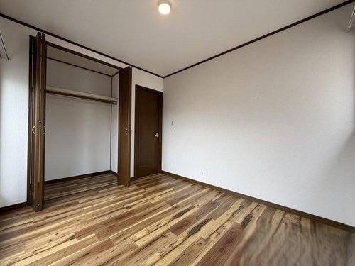 寝屋川市北大利町の中古一戸建