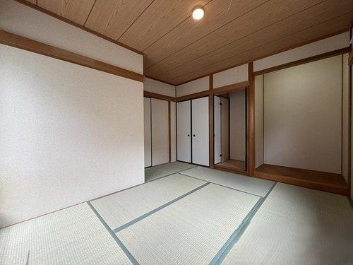 寝屋川市北大利町の中古一戸建て