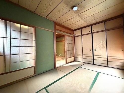 寝屋川市太秦桜が丘の中古一戸建