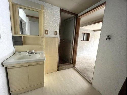 門真市上野口町の中古一戸建て