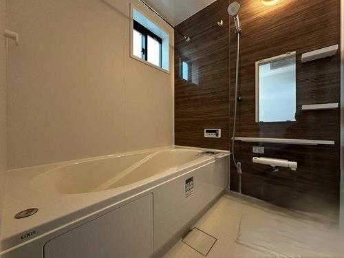 四條畷市二丁通町の新築一戸建