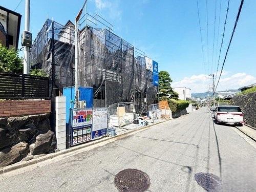 枚方市東香里３丁目の新築一戸建