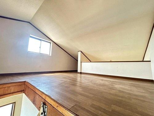 寝屋川市長栄寺町の中古一戸建て