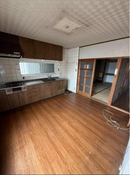 寝屋川市上神田２丁目の中古一戸建