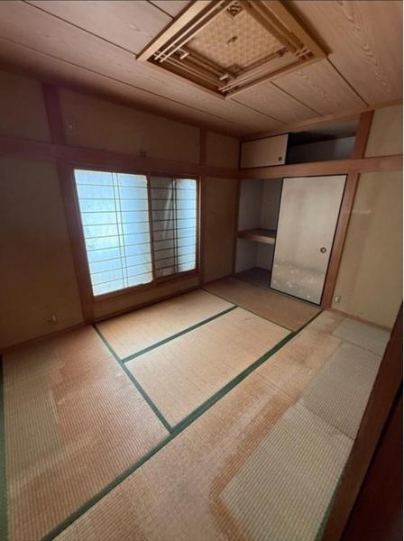 寝屋川市上神田２丁目の中古一戸建