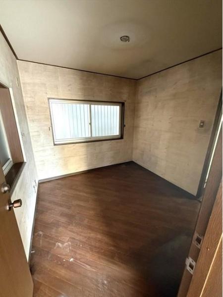 寝屋川市上神田２丁目の中古一戸建
