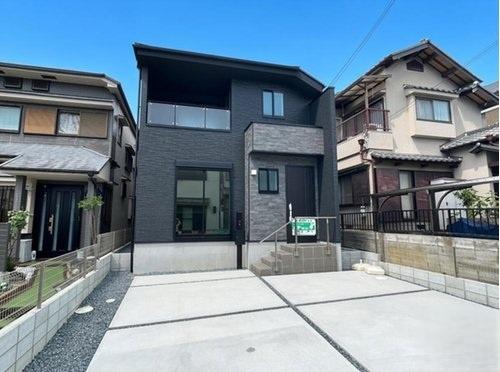 寝屋川市成田東が丘の新築一戸建