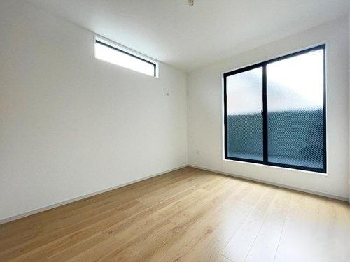 寝屋川市成田東が丘の新築一戸建