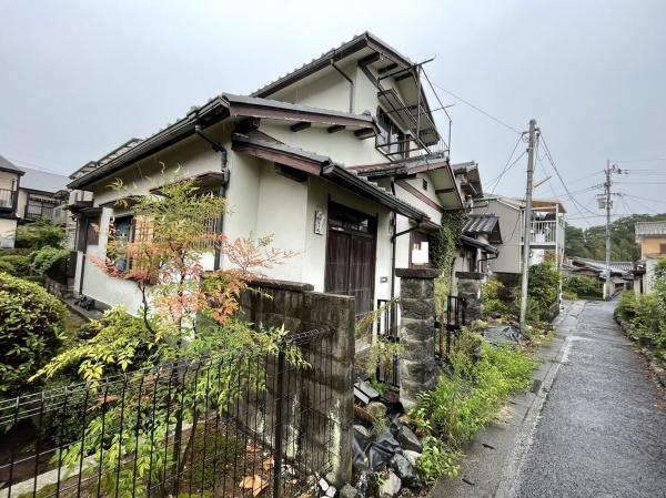 京都市山科区音羽中芝町の中古一戸建