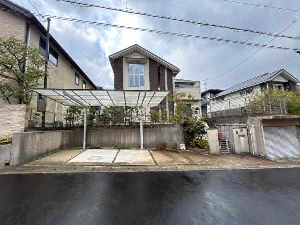 宇治市平尾台２丁目の中古一戸建