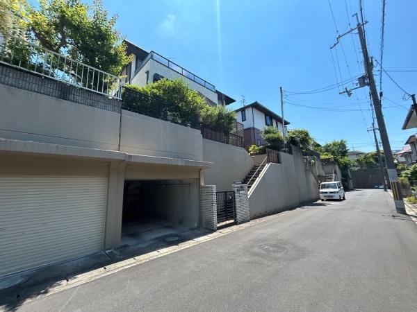 宇治市平尾台３丁目の中古一戸建て