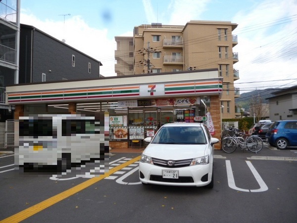 パレス山科(セブンイレブン京都竹鼻堂ノ前店)