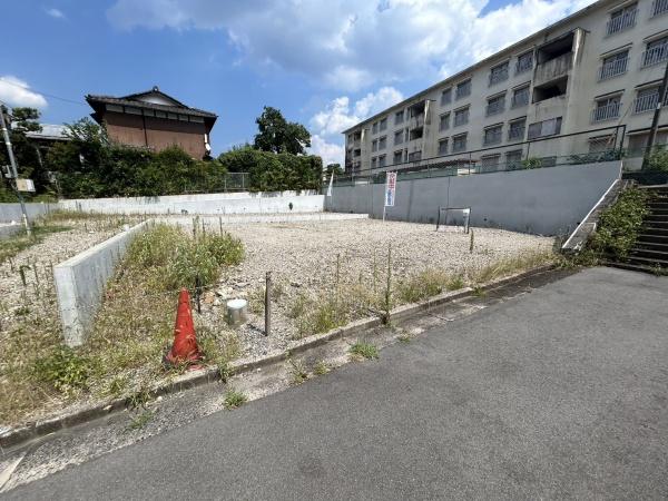 京都市伏見区桃山町泰長老の土地
