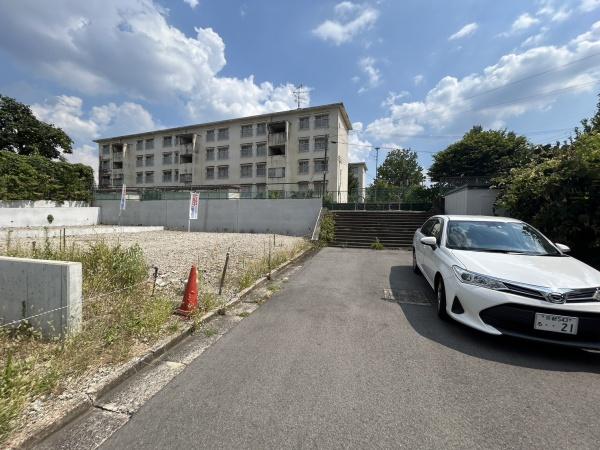京都市伏見区桃山町泰長老の土地
