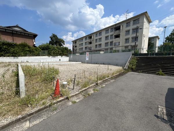 京都市伏見区桃山町泰長老の土地