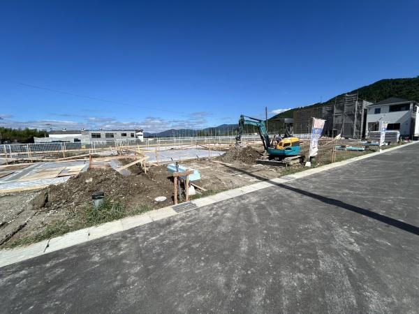 亀岡市曽我部町寺長縄手の新築一戸建