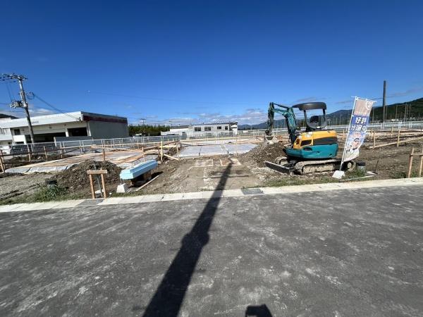 亀岡市曽我部町寺長縄手の新築一戸建