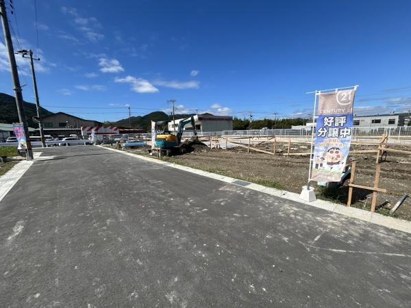 亀岡市曽我部町寺長縄手の新築一戸建
