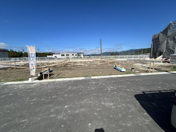亀岡市曽我部町寺長縄手の新築一戸建