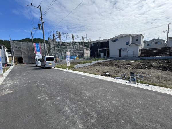 亀岡市曽我部町寺長縄手の新築一戸建