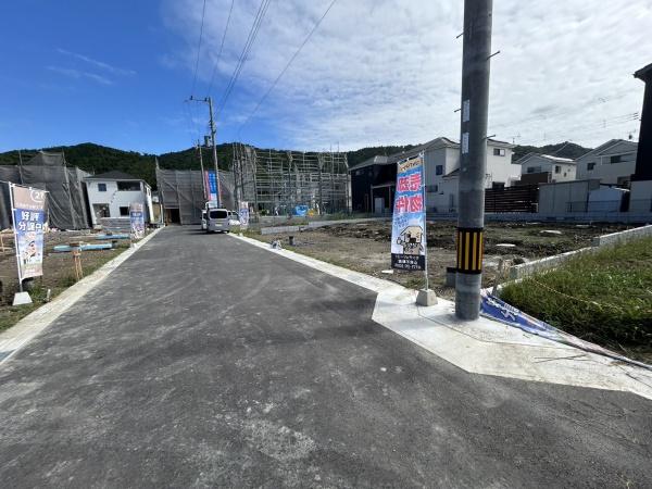 亀岡市曽我部町寺長縄手の新築一戸建