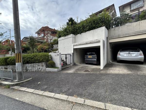 宇治市羽戸山３丁目の中古一戸建て