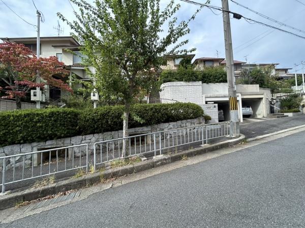 宇治市羽戸山３丁目の中古一戸建て