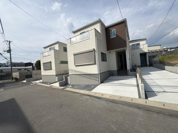 宇治市羽拍子町の新築一戸建