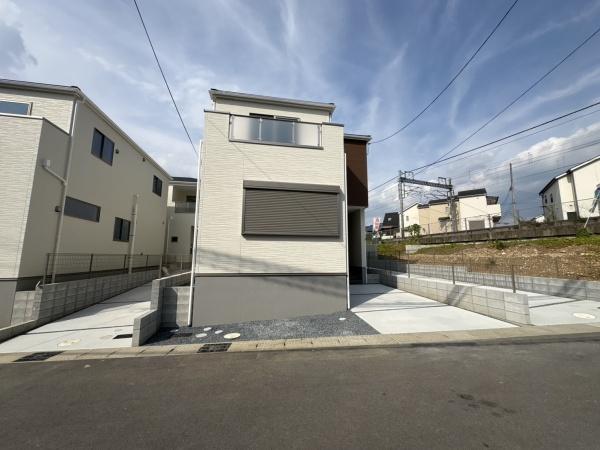 宇治市羽拍子町の新築一戸建
