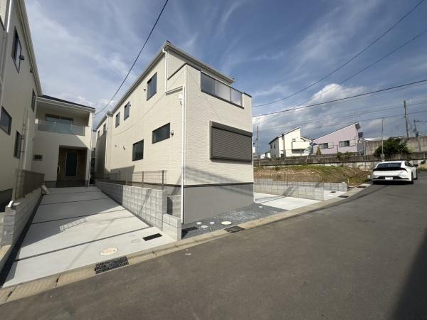 宇治市羽拍子町の新築一戸建