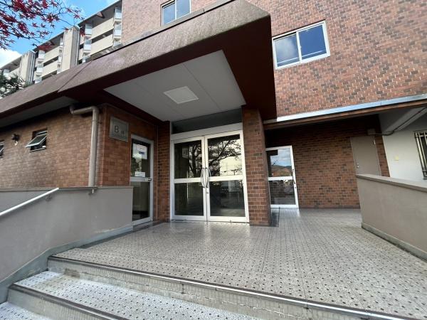山科団地Ｂ棟