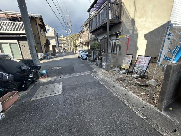 京都市伏見区桃山町和泉の新築一戸建