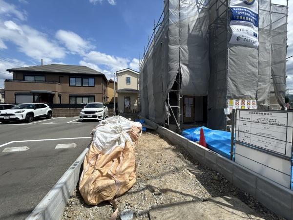 宇治市伊勢田町南遊田の新築一戸建