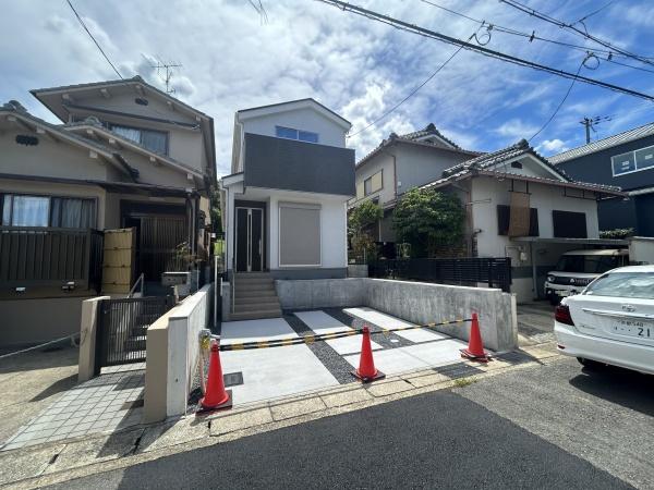 京都市伏見区深草大亀谷万帖敷町の新築一戸建