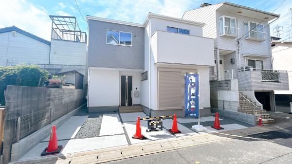 京都市伏見区向島中島町の新築一戸建