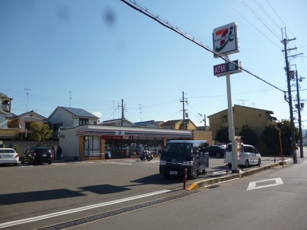 宇治市五ケ庄折坂の新築一戸建(セブンイレブン宇治五ヶ庄店)