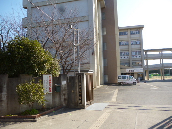 宇治市伊勢田町ウトロの土地(宇治市立西宇治中学校)