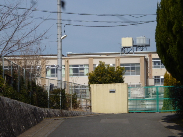 醍醐パインクレスト(京都市立石田小学校)