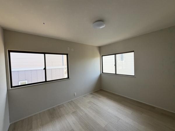 宇治市平尾台４丁目の中古一戸建て