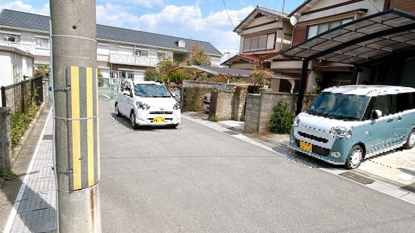 宇治市宇治池森の中古一戸建て(前面道路含む現地写真)