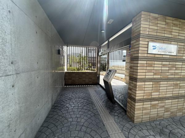 ディークラディア醍醐駅前