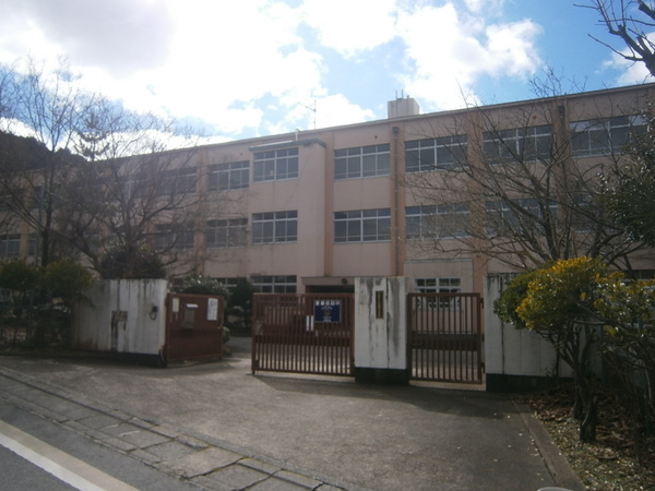京都市伏見区醍醐京道町の新築一戸建(京都市立北醍醐小学校)
