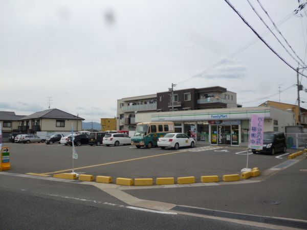 宇治市小倉町山際の新築一戸建(ファミリーマート宇治伊勢田北山店)