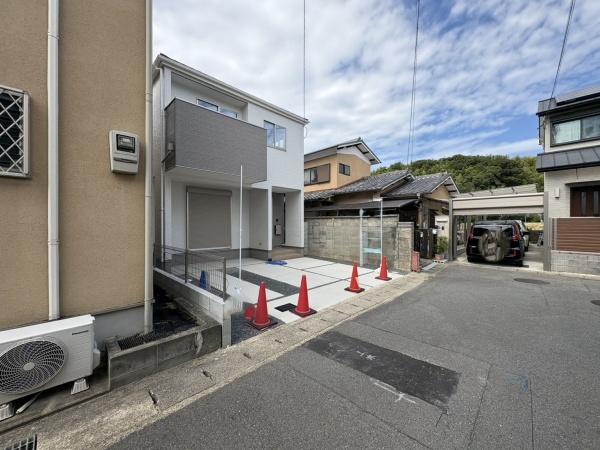 京都市伏見区桃山与五郎町の新築一戸建(前面道路含む現地写真)
