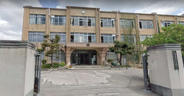 京都市伏見区桃山町正宗の土地(京都市立桃山中学校)