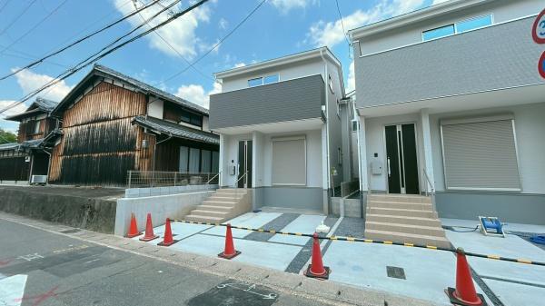 京都市伏見区日野西大道町の新築一戸建