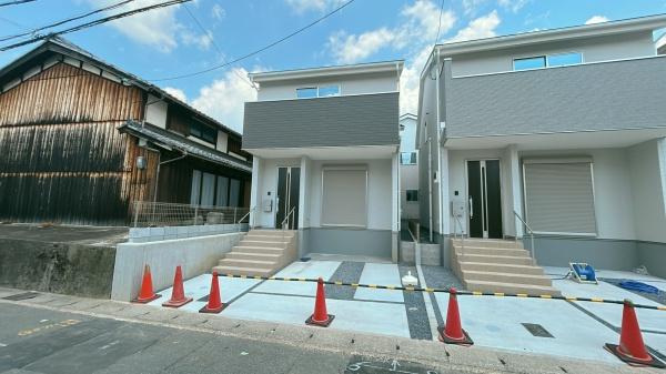 京都市伏見区日野西大道町の新築一戸建