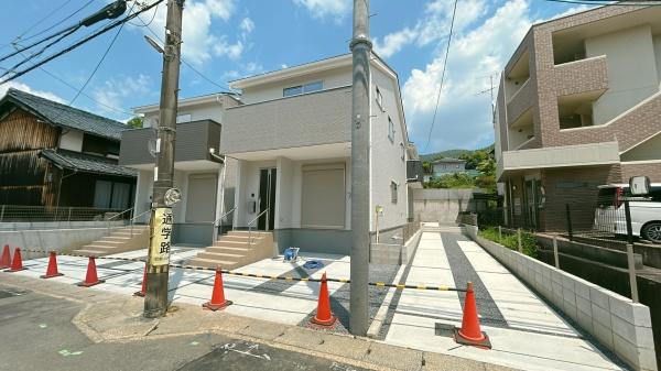 京都市伏見区日野西大道町の新築一戸建