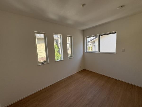 宇治市槇島町落合の新築一戸建