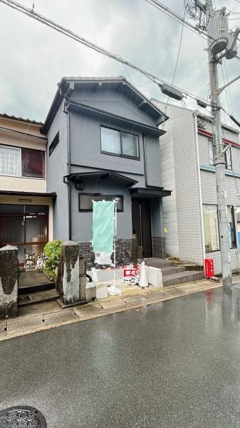 京都市伏見区深草大亀谷東寺町の中古一戸建て